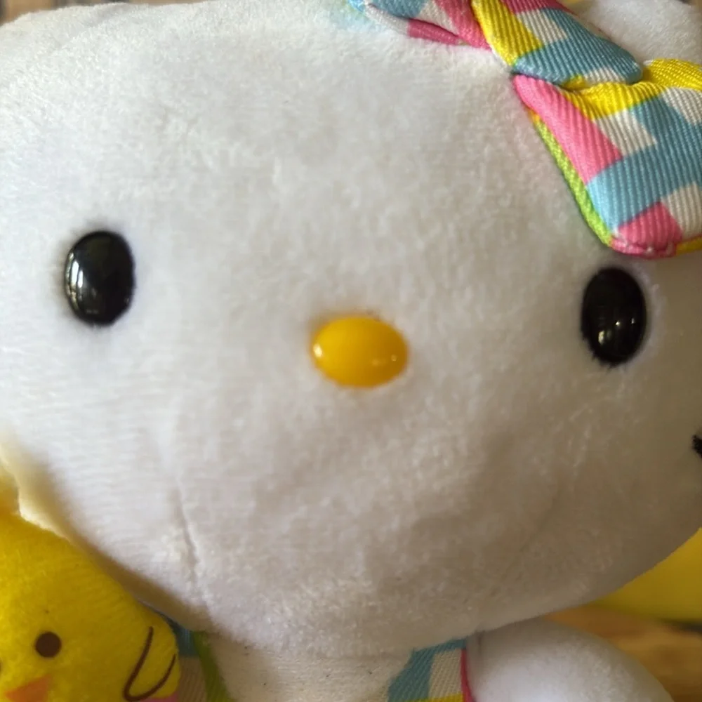 Ty Hello Kitty Sanrio Plush Holding Baby Chick 🐤 - Picture 3 of 14